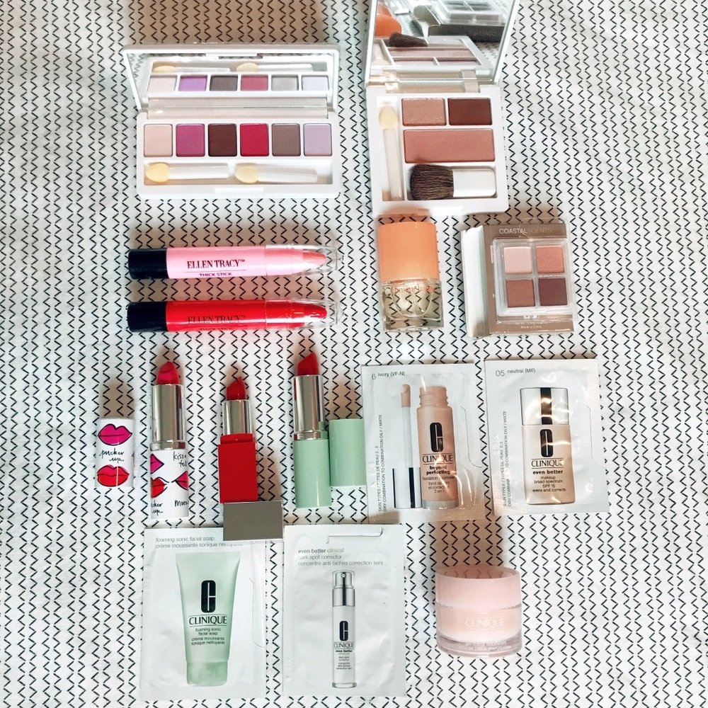 Clinique makeup & facial care bundle